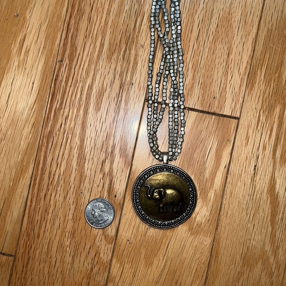 Elephant necklace - Picture 2 of 2
